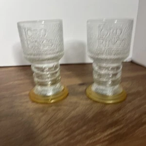 Lord Of The Rings Glass Goblets Set Of 2 Burger King 2001 Vintage - Picture 1 of 3