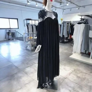 Vestido Fendi de seda con lentejuelas y bordado IT44 NUEVO CON ETIQUETAS - Imagen 1 de 9