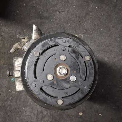 2315647 Compressore a/c  FORD KA (CCU) 1.3 TDCi FAP (55Kw) Ber 3p/d/1248cc - Immagine 1 di 4