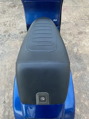 SELLA MonopostoVESPA 50 125 FL -50 HP FL2- 50 FL2 AUTOMATICA CON GONNELLINO - Immagine 1 di 4