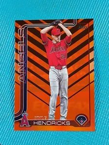 2025 Topps Update Kyle Hendricks SP Holiday Foil Card #US136 Los Angeles Angels⚾ - Bild 1 von 7