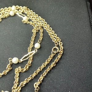 Kette Halskette mit Kunstperlen und goldfarben - Bild 1 von 6