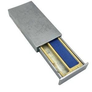 Vtg Clinique Soft Pressed Eye Shadow Star Lapis Blue .03 oz Discontinued 90% - Picture 1 of 5