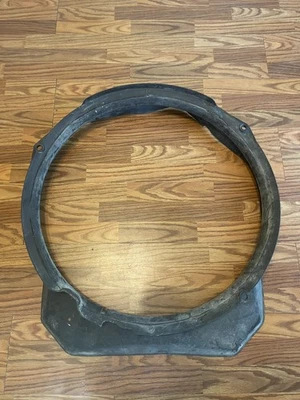 Dodge Ram 3500/4500/5500 2007 2008 2009 6,7 Cummins diésel ventilador cubierta radiador Foto 1 de 4