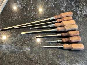 7 Vintage Stanley No. 66 Wood Handle Screwdrivers Models 65-501 to 66-526 Nice!! - Picture 1 of 9