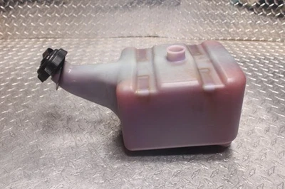 98-03 KAWASAKI JET SKI 1100 STX JT1100 DI OEM DEPÓSITO DE TANQUE DE ACEITE 52001-3728 Foto 1 de 4