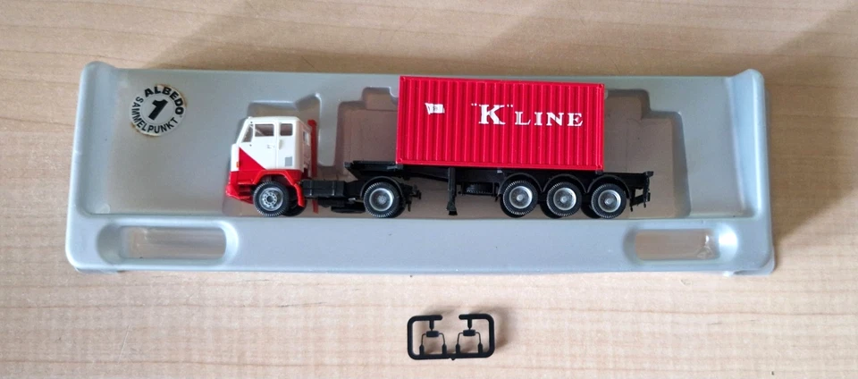 Albedo/Herpa 116129 VOLVO F89 Turbo Kline container 1:87 OVP - Immagine 1 di 3