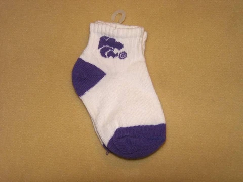NCAA Kansas State Wildcats College Youth Sz 4-5 1/2 NWOT Cover