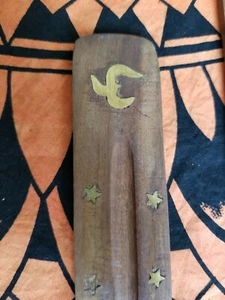 Räucherstäbchen Holzhalter Aum Design  - Bild 1 von 2