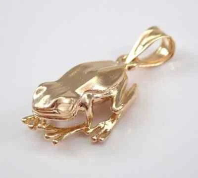 Collar con colgante de rana vintage enchapado en oro amarillo de 14K Foto 1 de 4