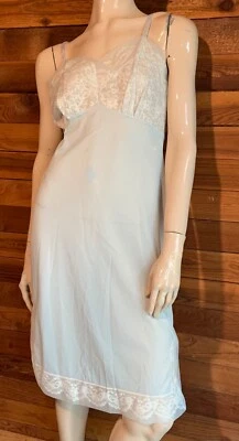 VINTAGE 1960s HENSON KICKERNICK BLUE SIZE 34 FULL SLIP   #15279 - Image 1 of 4