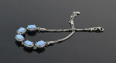 Bracciale a maglia morbida  in Opale,Zirconi e Argento 925. Made in Italy - Immagine 1 di 2