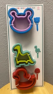 NWT Sandwich Cutter Set 9 Pcs Bear Dinosaur Duck CUTE - Picture 1 of 6