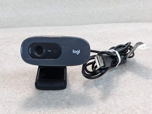 Logitech 720P HD Webcam With Built in Microphone (V-U0018) (S) - Photo 1/10