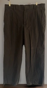 Banana Republic Modern Fit Men’s Pants Brown Cotton Blend 36x30 Flat Front - Picture 1 of 6