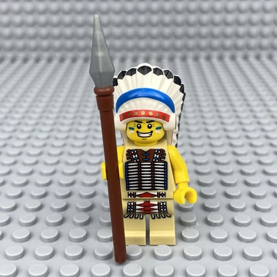 LEGO Tribal Chief Minifigure Collectible Series 3 - Complete w/o Stand - Native - Image 1 of 4