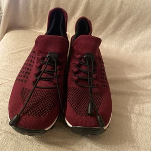 Elastische Gore Damen-Sneaker Strickobermaterial Größe 9 (10 Zoll Länge) neu - Bild 1 von 7