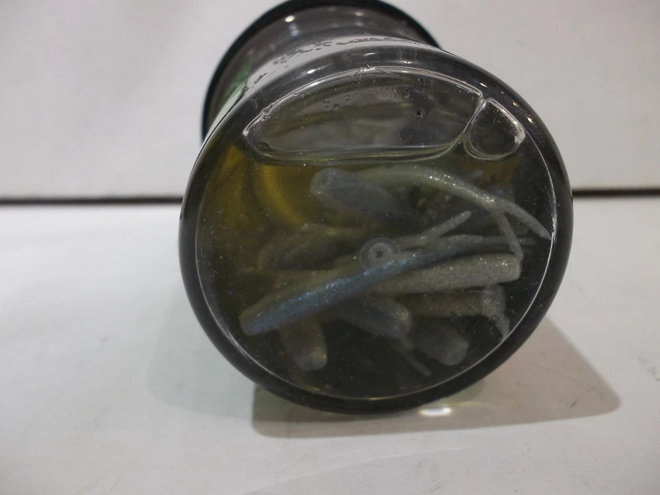 2 Berkley Gulp Alive Scented Minnow Bait 1" Blue Shiner 2.1oz Jar 1589487