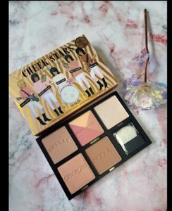 Benefit Cosmetics Cheek Stars Reunion Tour Palette - Picture 1 of 3