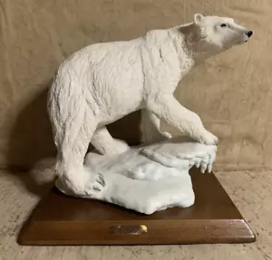 A. Belcari Figurine Polar Bear on Wooden Platform - Picture 1 of 11