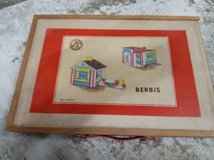 costruzioni in legno vintage berbis - berbis vintage wooden buildings - Foto 1 di 5