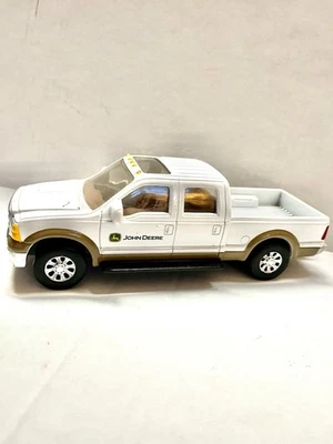Vintage ERTL 1:24 John Deere F350 Crew Cab Truck Diecast Toy Vehicle White 8” - Image 1 of 4