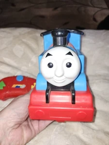 Thomas & Friends - RC Thomas Steam ‘n Speed (2011) braucht Batterien.  - Bild 1 von 9