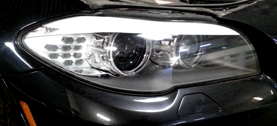 11 12 13 BMW 535I RH Faro Pasajero Xenón HID Adaptativo Faro Control Foto 1 de 1