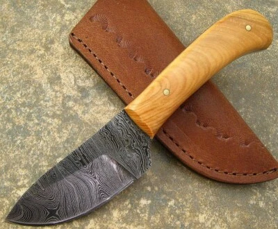 Olive Wood Handle Full Tang Damascus Blade Skinner Knife Custom Leather Sheath - Image 1 of 3