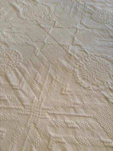 EDDIE BAUER (VINTAGE) CREME MATELASSE VOLL/DOPPEL BETTDECKE & BETTBEZÜGE - Bild 1 von 15