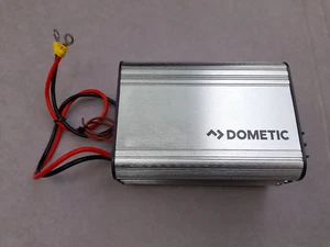 DOMETIC PerfectCharge DC 20 Ladewandler + Lader 20 A/12 Volt - Bild 1 von 6