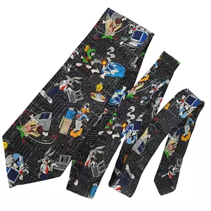 Men Looney Tunes Tie Vtg BUGS BUNNY Daffy Duck OFFICE 1998 Black Polyester 148cm - Picture 1 of 11