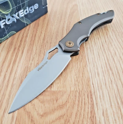 Cuchillo Plegable Fox Edge Sparrow Linerlock Hoja Inoxidable 3.5" Mango Aluminio Foto 1 de 4