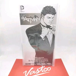 Kotobukiya ArtFX+ STATUE 1/10 SDCC 2016 EXCLUSIVE DC Comics Batman Bruce Wayne - Picture 1 of 5