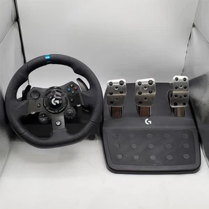 Logitech G923 Racing Wheel and Pedals para Xbox X|S, Xbox One -NO FUNCIONA- - Imagen 1 de 7