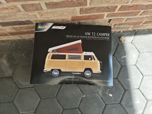 REVELL - Adventskalender VOLKSWAGEN T2 Camper - 1/24 - REV01040 - Bild 1 von 4
