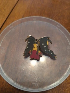 Pokemon Mega Mawile EX Enamel Collectors Pin - Picture 1 of 4