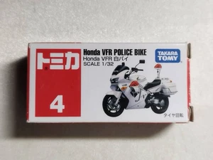1 32 VFR800 WhiteBiWhite Red Made in Vietnam TBKara Tomy No.4 e2 - Picture 1 of 6