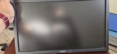 Acer V206HQL 19.5 inch Widescreen LCD Monitor - Image 1 of 4