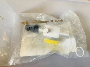 NEW EMERSON 8032989 7/8'' ROTALOCK BEERMASTER VALVE BMS250 506072057 - Picture 1 of 2