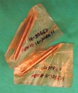 Lot 2 New Quicksilver Water Pump Studs Old Part # 16-30667 New Part # 16-306671 - Bild 1 von 2
