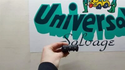 Interruptor limpiaparabrisas trasero Pontiac Torrent 2008  Foto 1 de 4