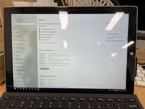 Microsoft Surface Pro 3, Intel i7-4650U, 8 GB RAM 256 GB SSD, Windows 10 - Picture 1 of 7