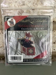 Mill Hill Jack-in-the-Box Holiday Ornament Counted Glass Bead Kit H16 - Picture 1 of 2