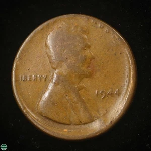 Mint Error - Off Centered Strike - 1944 Lincoln Wheat Cent - Very Good Details - Picture 1 of 2