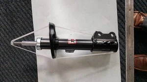 FIAT 500L /LOUNGE FRONT LH SUSPENSION SHOCK ABSORBERS SHOCKERS 2008 ON - Picture 1 of 1