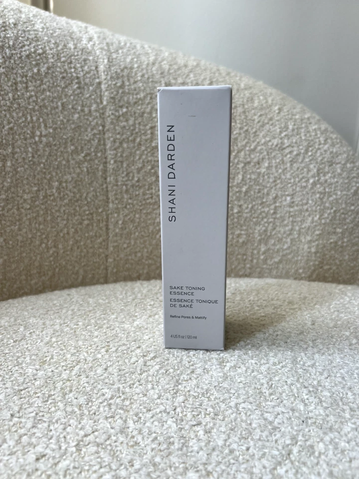 Auténtica y nueva esencia tonificante de sake Shani DARDEN - 4 fl oz / 120 ml Foto 1 de 4