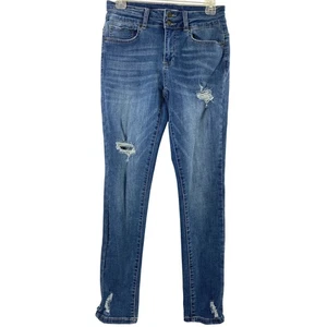 Pantalones de mezclilla YMI para mujer talla 26 tiro medio tobillo destruidos lavado medio - Imagen 1 de 9