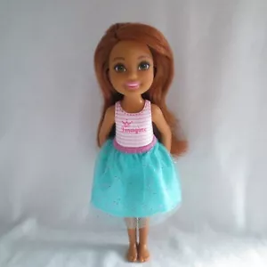 NEU! 2020 Barbie Schwester Chelsea Prinzessin Bett AA Latina Puppe & Glitzer Aqua Rock - Bild 1 von 3