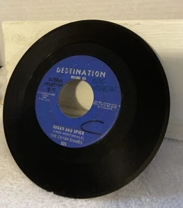 45 CRYAN SHAMES Sugar and Spice 1967 IL Garage Pop - Picture 1 of 8